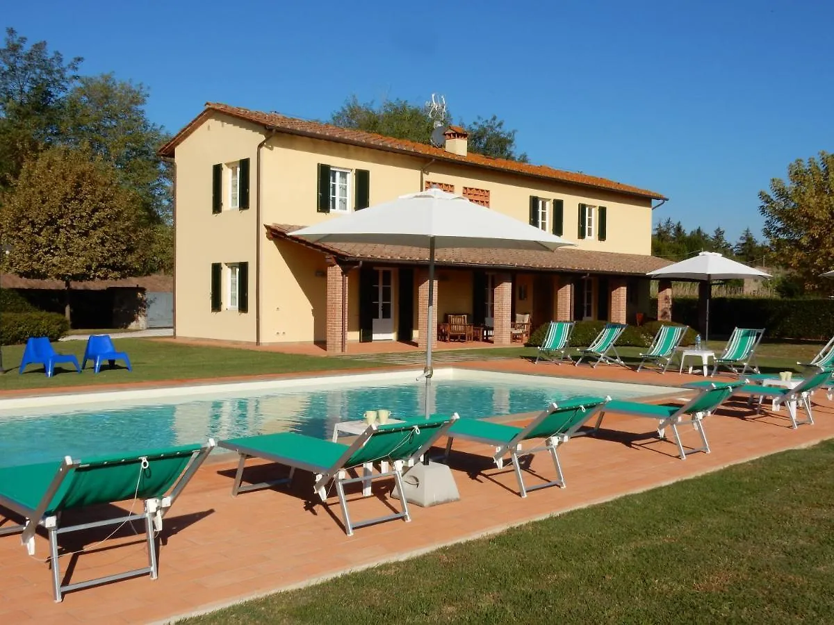 Villa Le Farfalle Castelvecchio  Italy